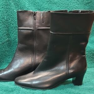 ANTONIO MELANI Black Ankle Boots Size 6.5